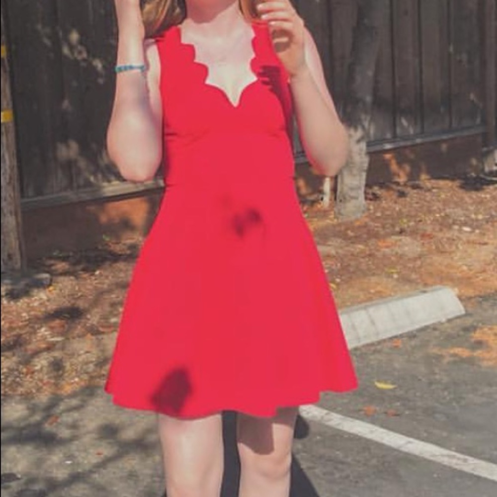 short red v-neck dress❤️